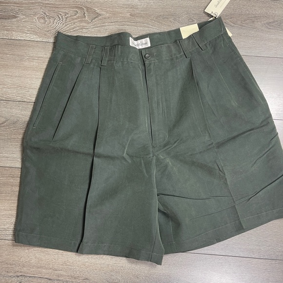 Green Men's Walk shorts - Picture 2 of 5